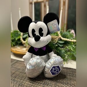 Mickey Mouse Disney 100 Year of Wonder